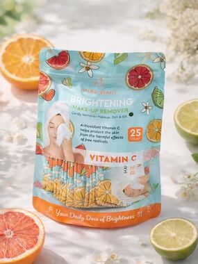 Brightening Vitamin C Makeup Remover Wipes - 25 Count - Aqua/Orange
